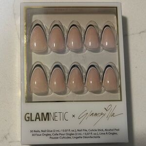 Glamnetic x Glamnails Nude Press-On Nails